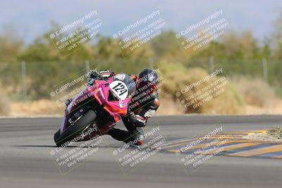 media/Nov-05-2022-SoCal Trackdays (Sat) [[f8d9b725ab]]/Turn 2 (1120am)/